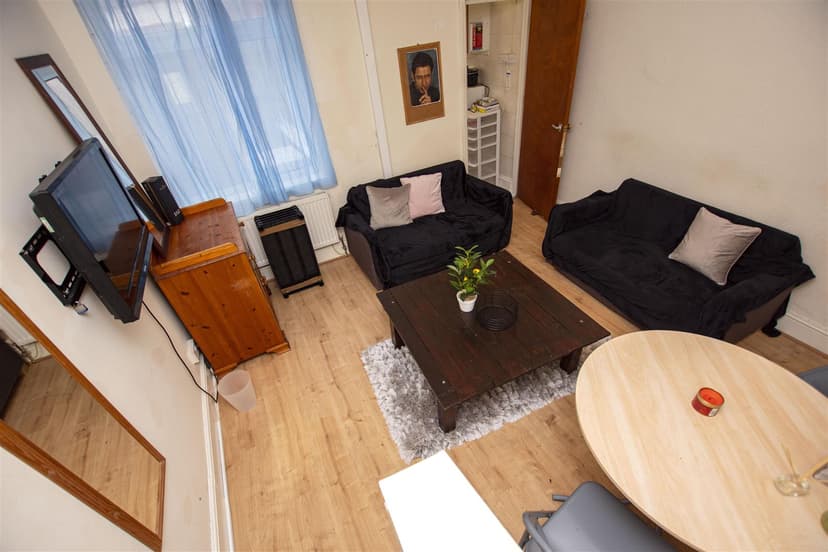 189, Hubert Road - Image 9