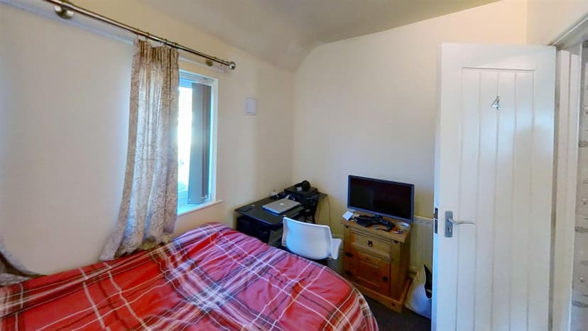 15, Tealby Grove - Image 6