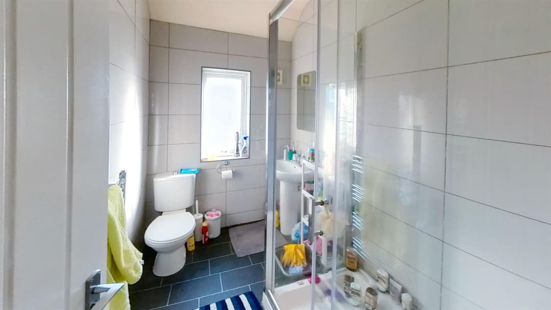 15, Tealby Grove