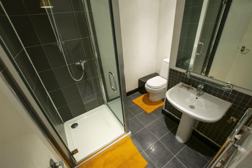 11, Shepherds Gardens - Image 5