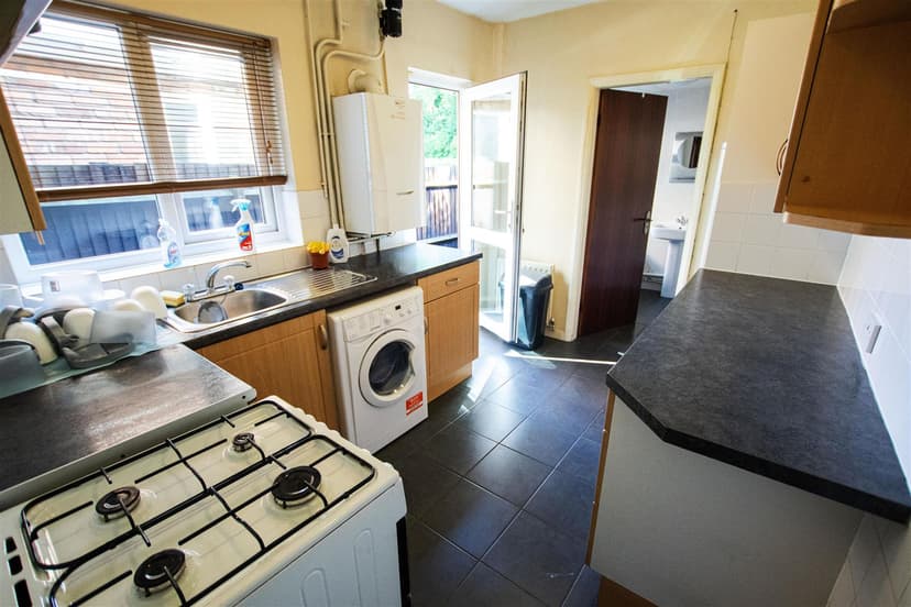 119, Heeley Road - Image 9