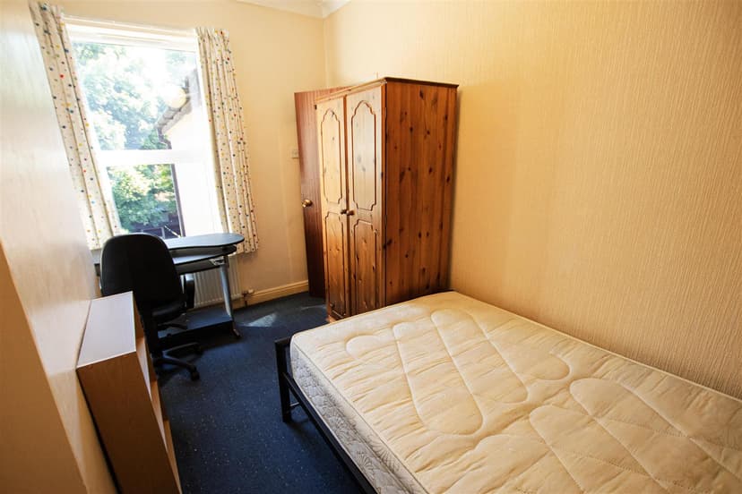 119, Heeley Road - Image 3