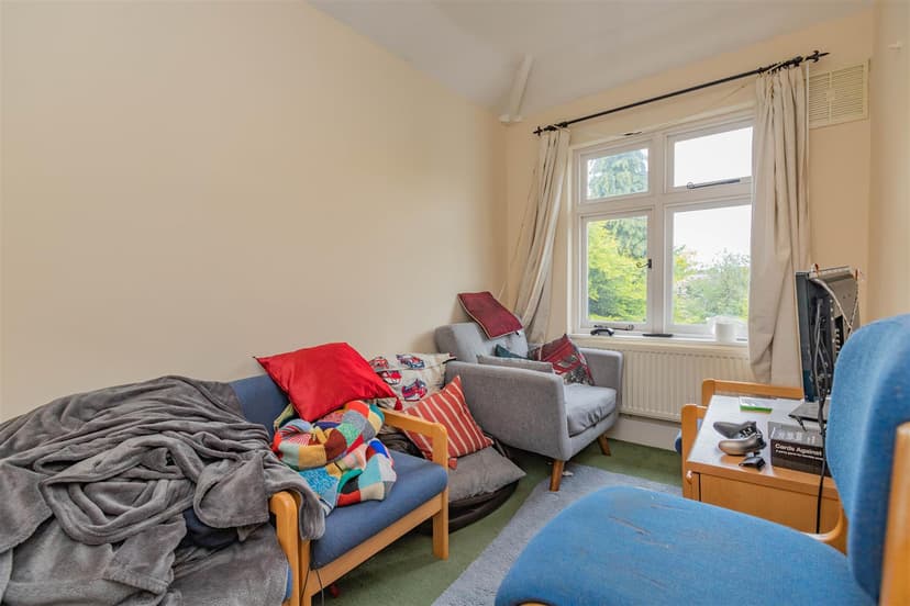 122, Bournbrook Road - Image 8