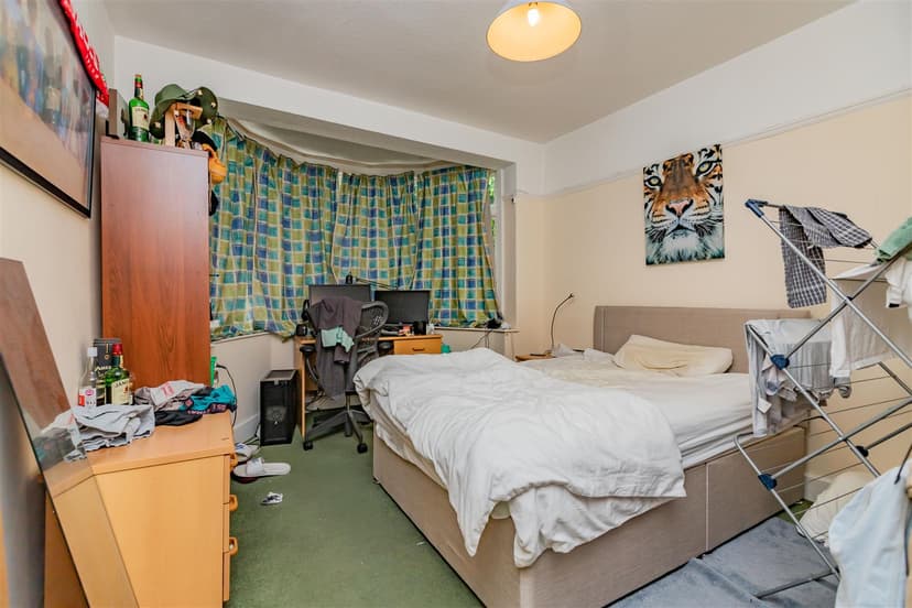 122, Bournbrook Road - Image 4