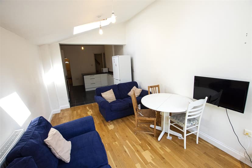 8, Lottie Road - Image 17
