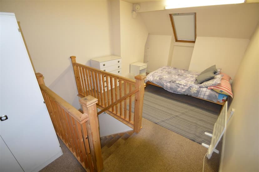 8, Lottie Road - Image 11