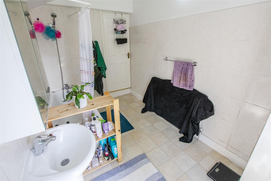 124, Teignmouth Road