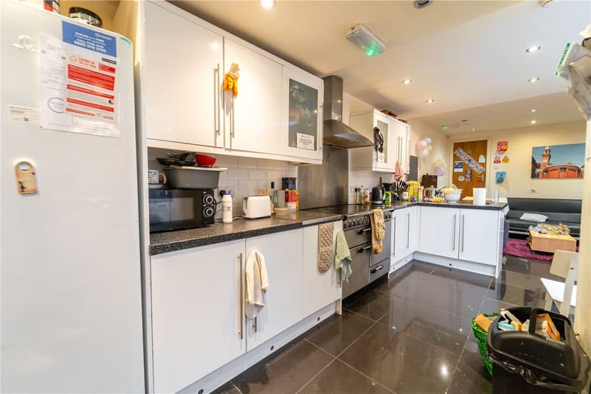 239, Heeley Road - Image 11