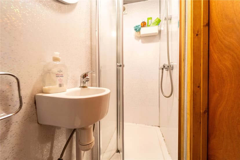 239, Heeley Road - Image 8