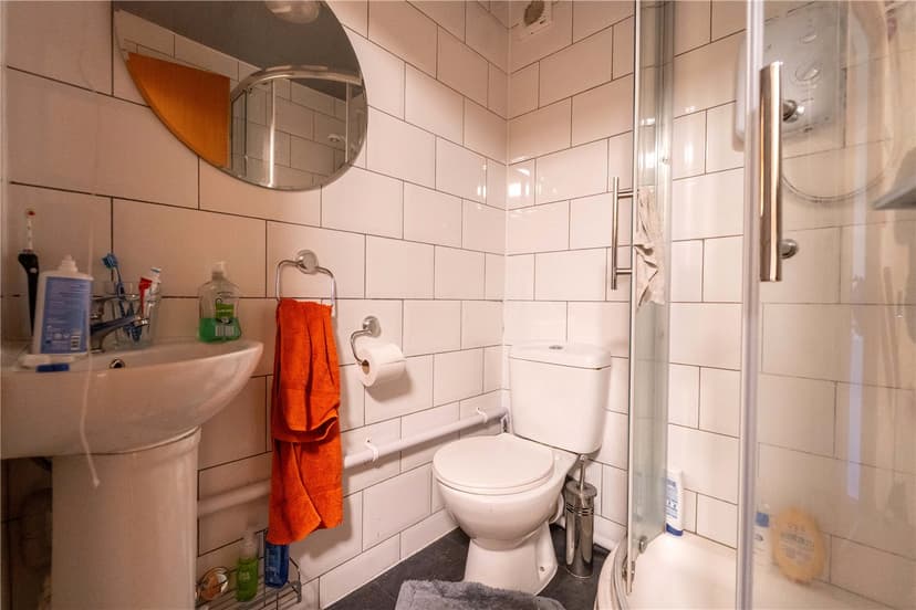 239, Heeley Road - Image 2