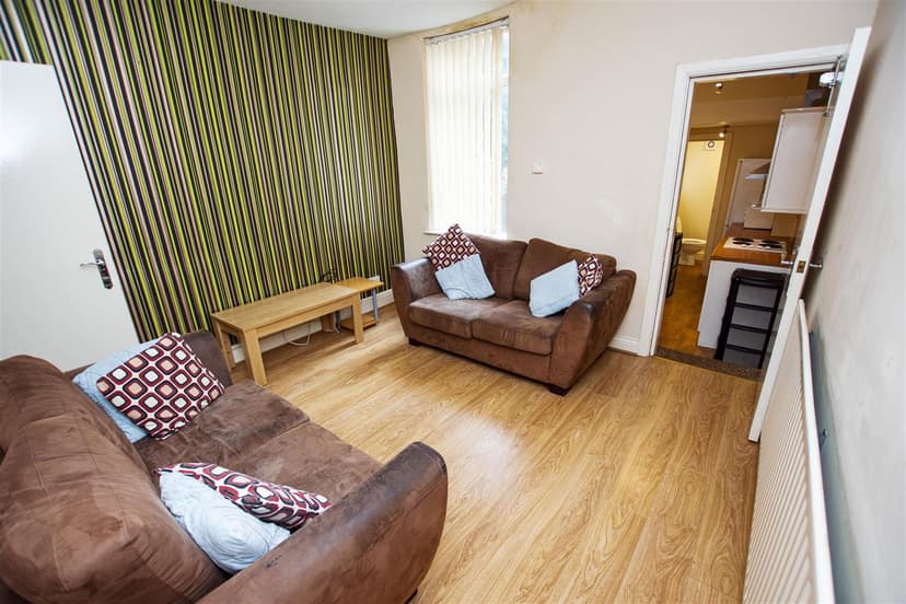 43, Gleave Road - Image 6