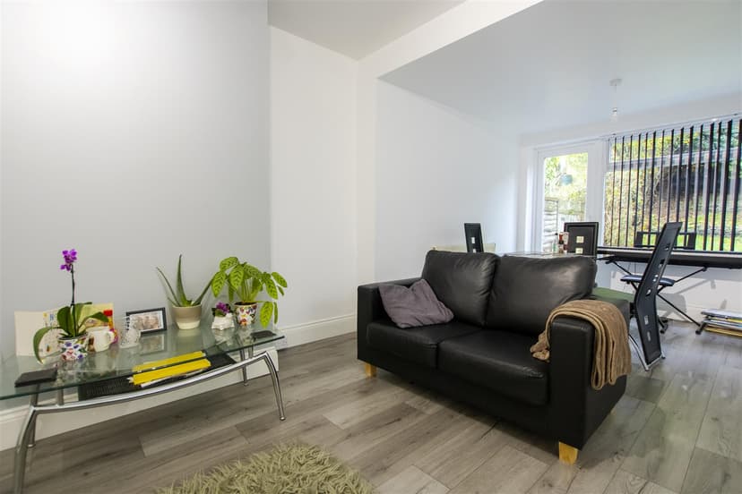 141, Reservoir Road - Image 6