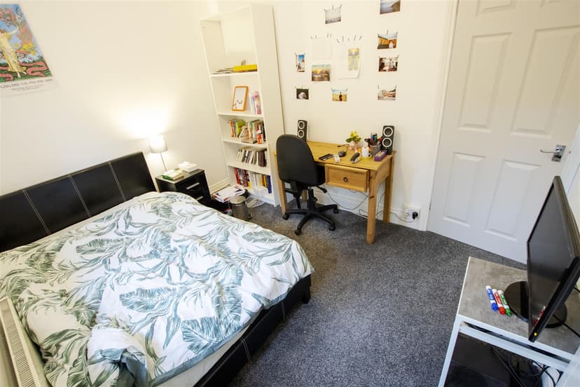 141, Reservoir Road - Image 3