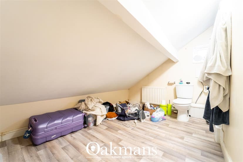 16, Katie Road - Image 15