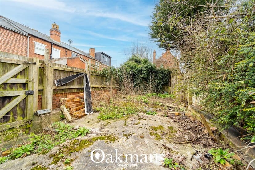 16, Katie Road - Image 3