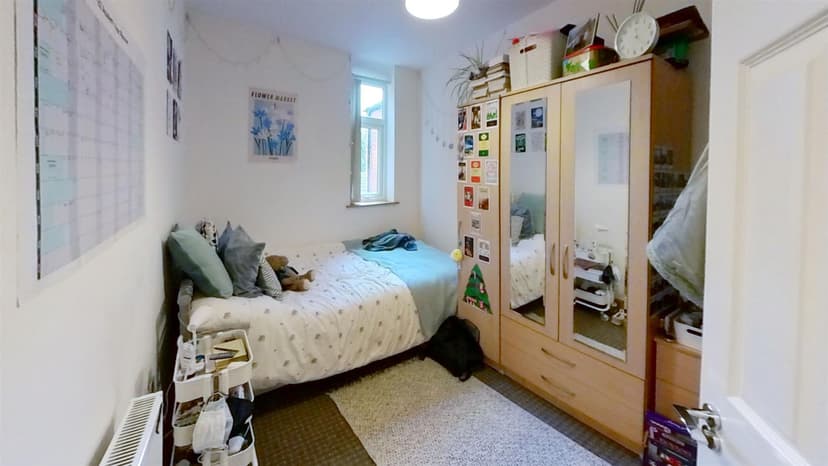 219, Tiverton Road - Image 3
