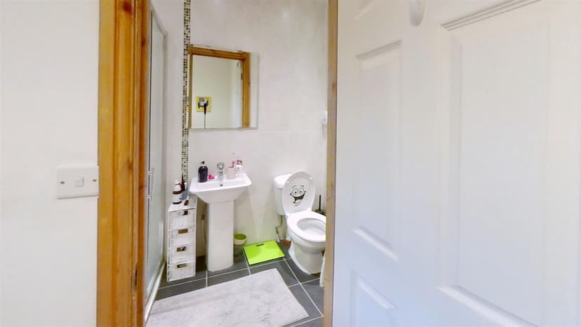 219, Tiverton Road - Image 1