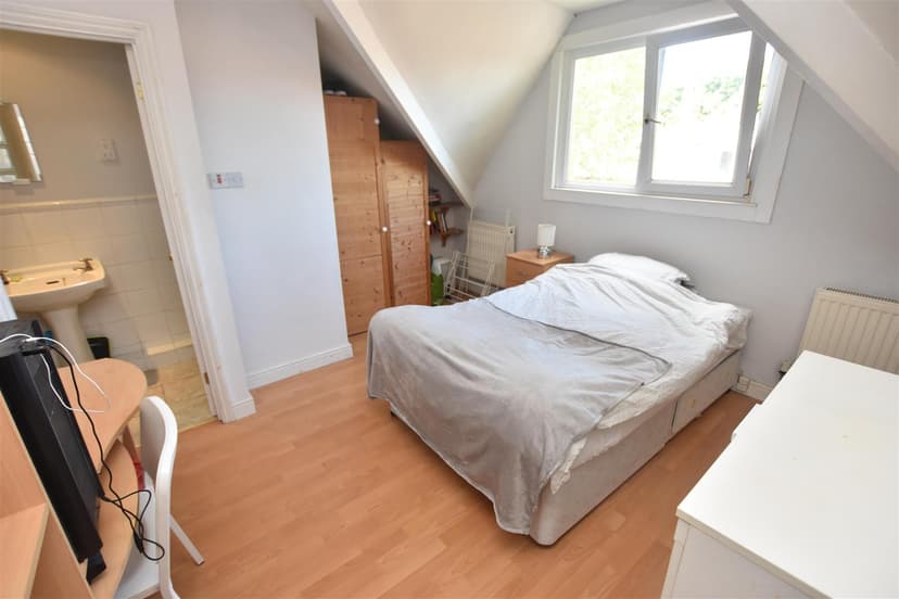 17, Lottie Road - Image 12