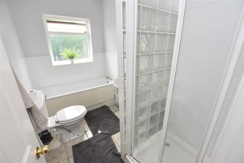 17, Lottie Road - Image 7