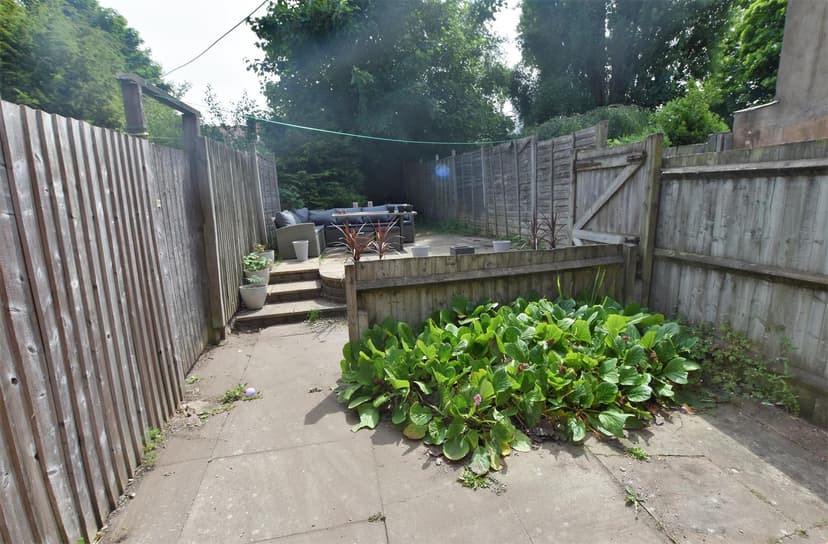 17, Lottie Road - Image 3