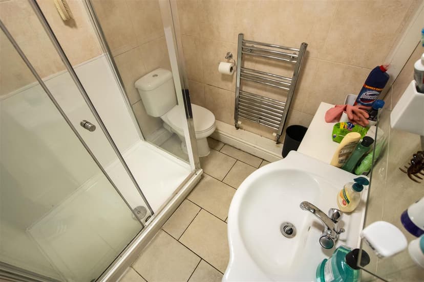 26, Nately Grove - Image 9