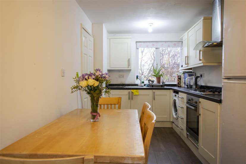 17, Rebecca Drive - Image 6