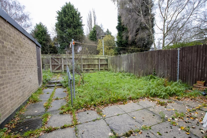 17, Rebecca Drive - Image 2