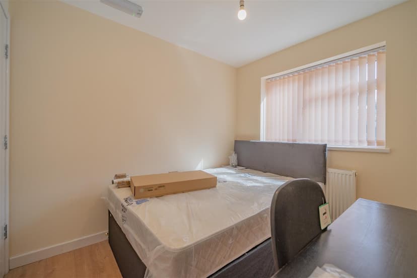 279, Reservoir Road - Image 3