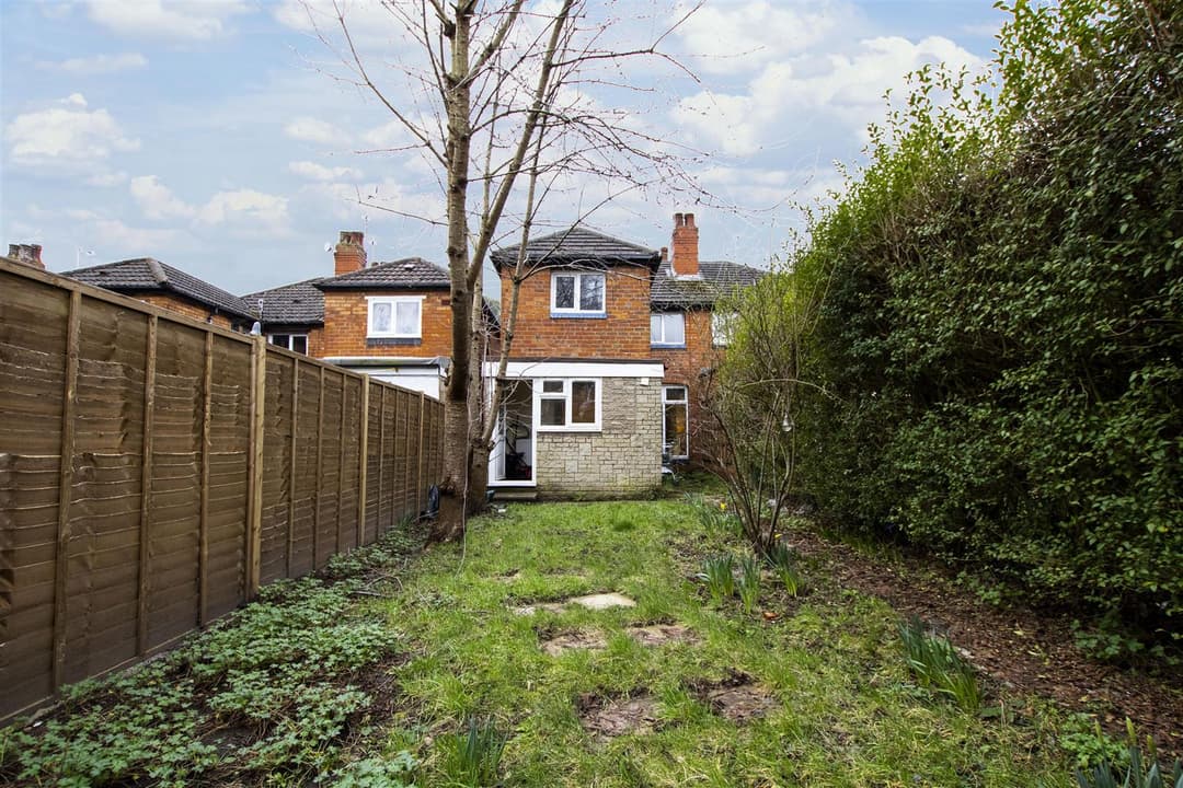 110, Warwards Lane