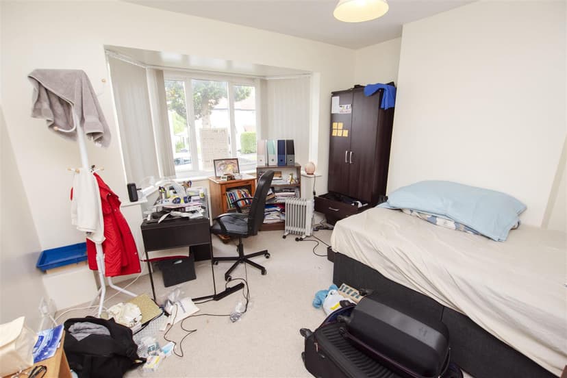 51, Reservoir Road - Image 3