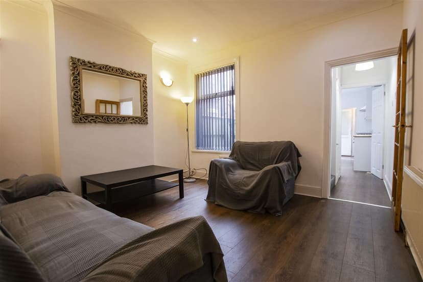 257, Warwards Lane - Image 11