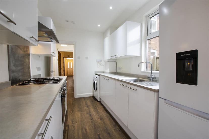 257, Warwards Lane - Image 9