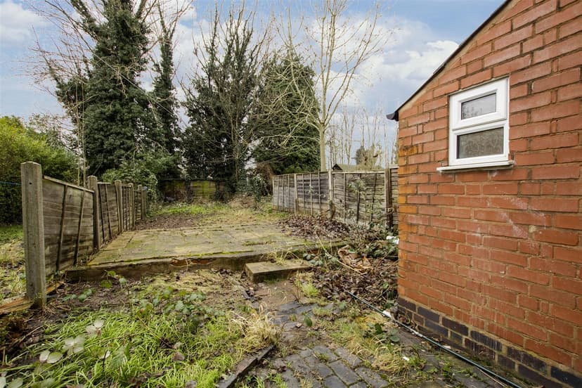 257, Warwards Lane - Image 1