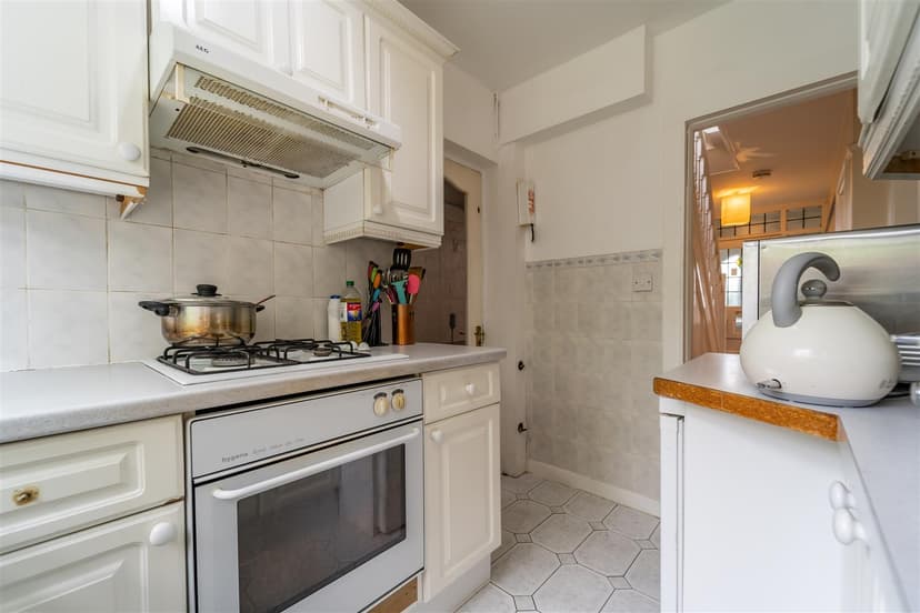 70, Cherington Road - Image 17