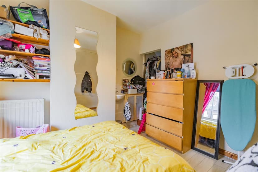 60, Gleave Road - Image 9