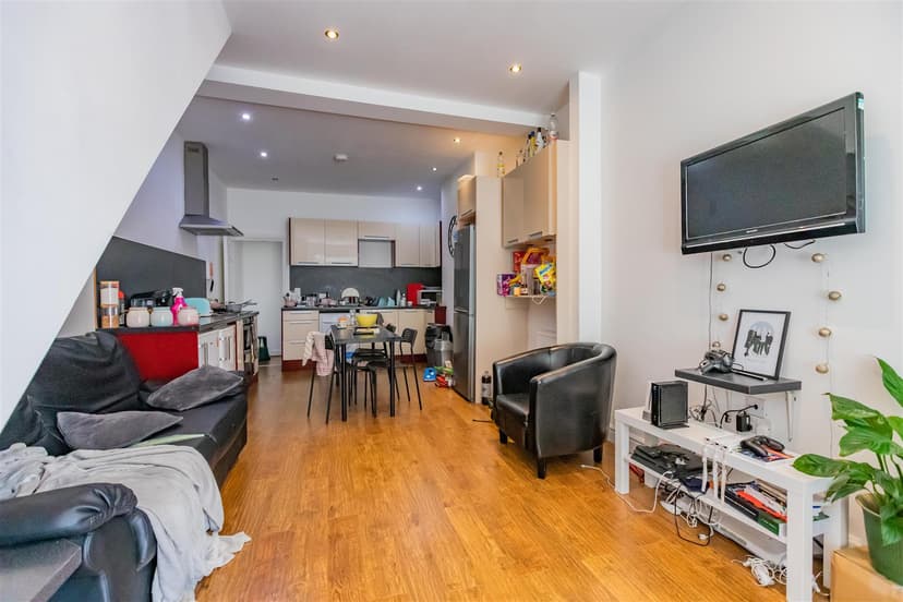 90, Westminster Road - Image 11