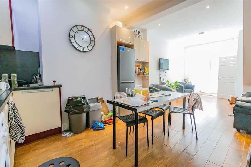 90, Westminster Road - Image 10