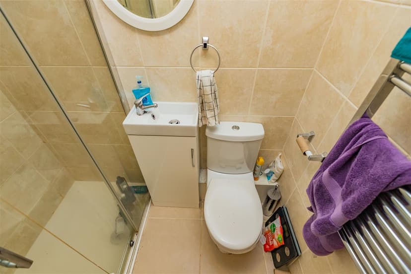 90, Westminster Road - Image 1