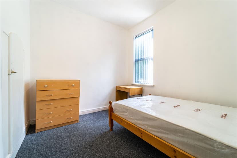 20, George Road - Image 10