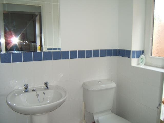 54, Gleave Road - Image 16