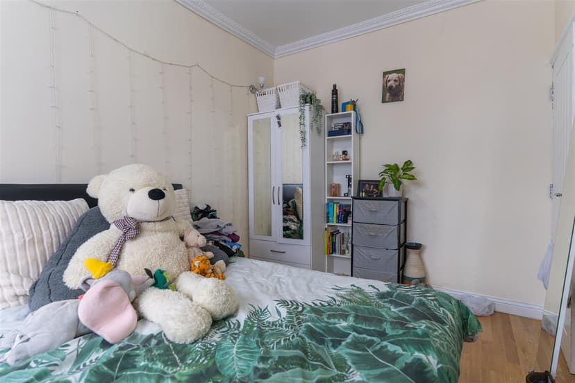 83, Milner Road - Image 6