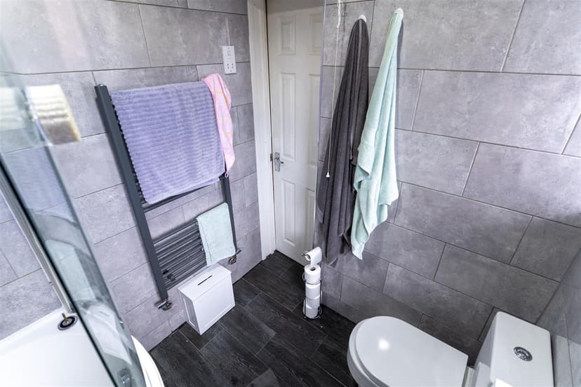 83, Milner Road - Image 4