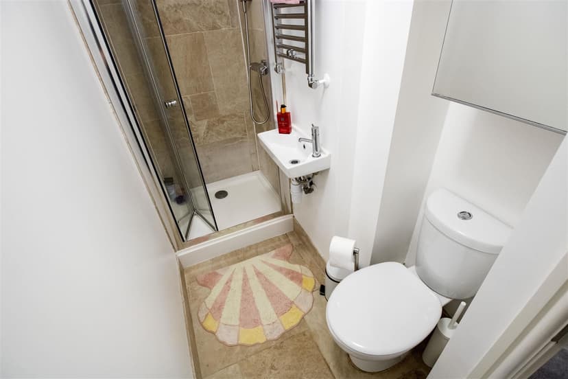 79, Harrow Road - Image 3