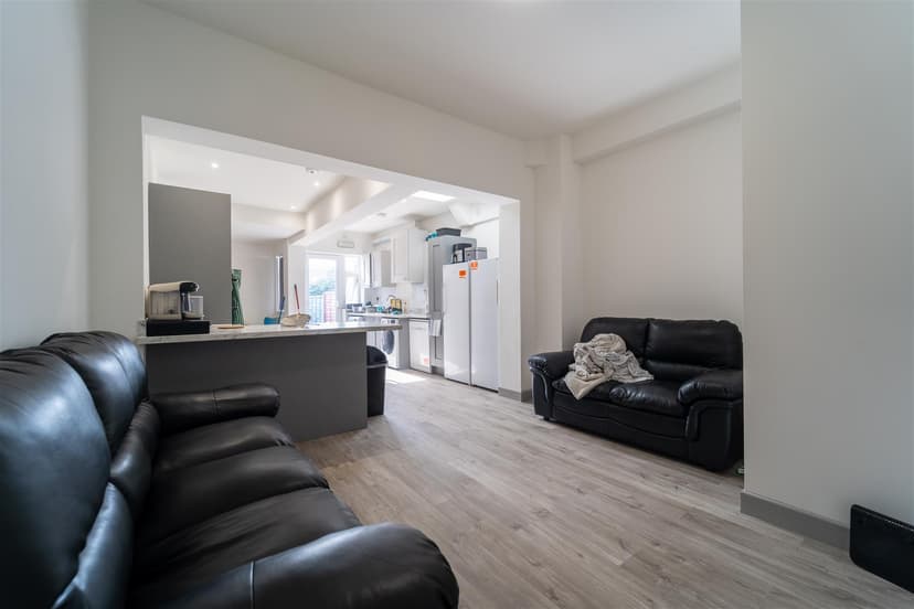88, Teignmouth Road - Image 18