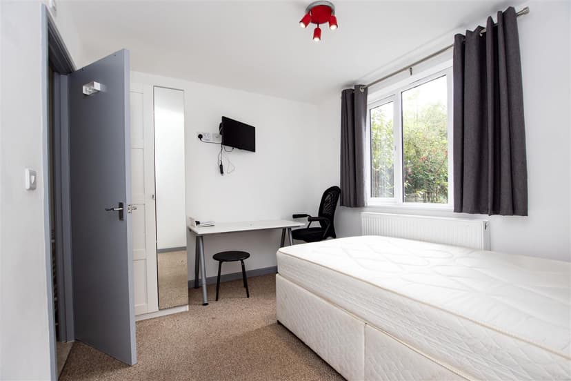 98, Bournbrook Road - Image 10