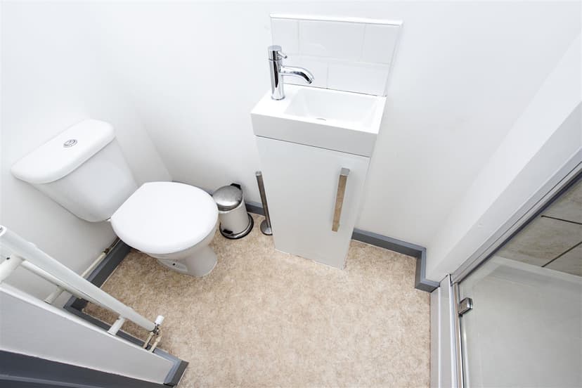 98, Bournbrook Road - Image 4