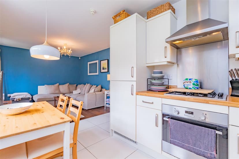 Flat 2, Ward Place - Image 8