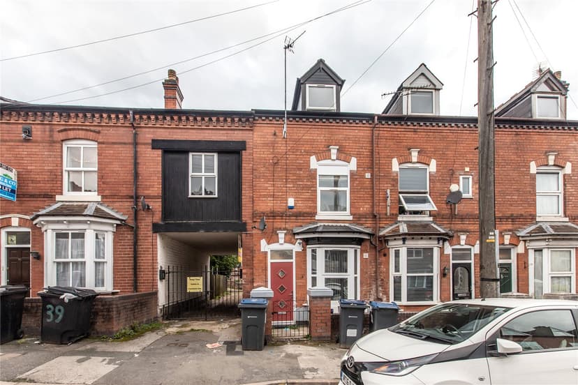 37, Harrow Road - Image 1