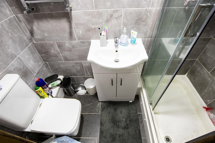 63, Teignmouth Road - Image 5