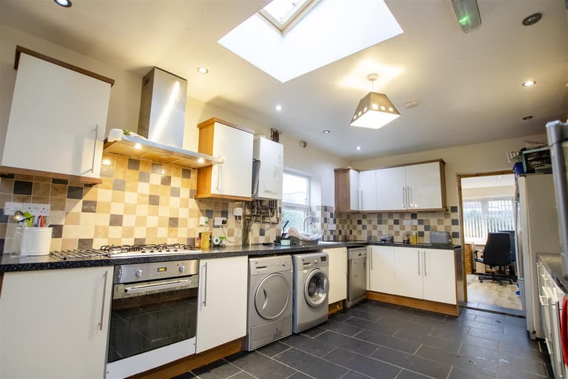 29, Teignmouth Road - Image 9
